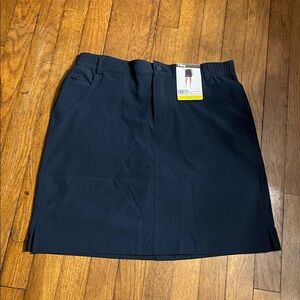 NWT Tilley Womens Skort Navy Trek Built-In Short UPF 50 Elastic Waist Pockets S
